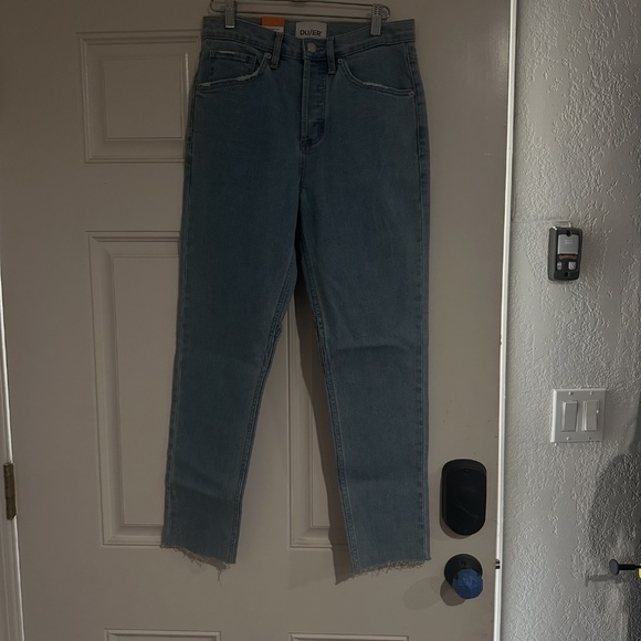 NWT DUER Women's High Rise Taper Denim Pant in Light Bleach 27" x 27" - Picture 8 of 10